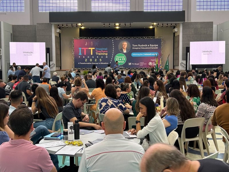 300+ educators, ministers, and leaders from Brazil and Paraguay for Imaginal Teacher Training Conference